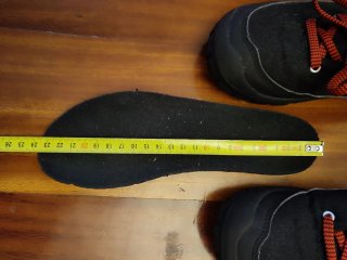 Botas Quechua Monte/Nieve Negras y Rojas