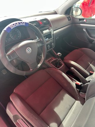 Volkswagen Golf V 1.9 TDI