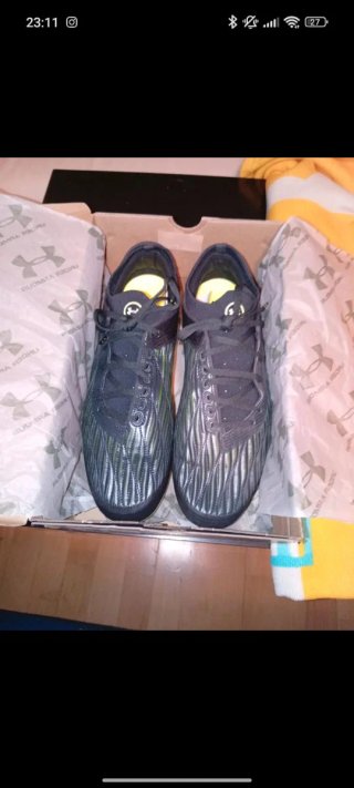 Botas de fútbol Under Armour UA Magnético Pro 4 FG