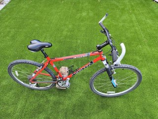 Bicicleta Kona Caldera Roja