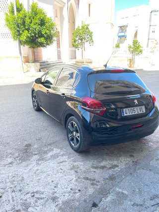 Peugeot 208 2019