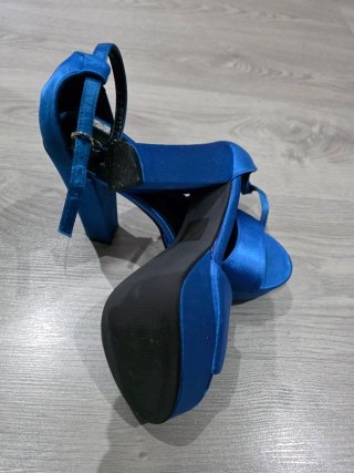 Zapatos de tacón Tulipano azul talla 37