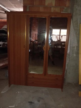 Armario de 3 puertas madera