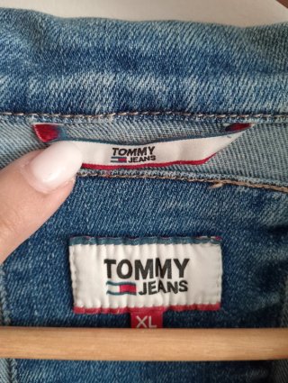 Cazadora Vaquera Tommy Jeans Talla XL