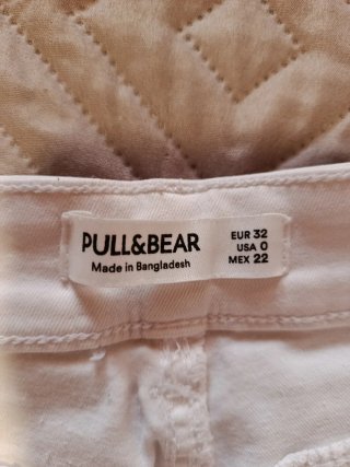 Pantalón pitillo blanco