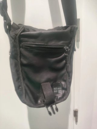 Bolso bandolera cuero negro