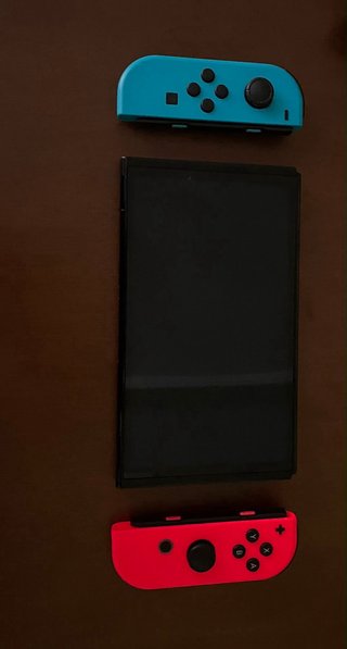 Nintendo Switch OLED Azul y Rojo