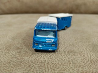 Mercedes Furgón con Remolque Majorette