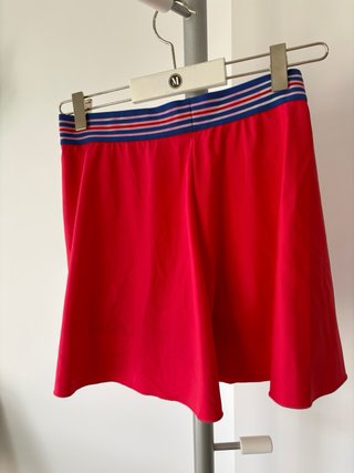 Conjunto Dylow pádel/tenis top y falda T. S