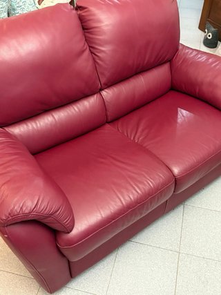 Divano in pelle bordeaux