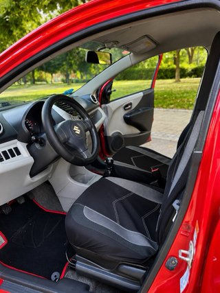Suzuki Alto (pequeño, ideal para ciudad)