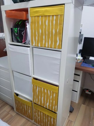 3 Scaffali Kallax 25€ ciascuno tranne uno a 20€