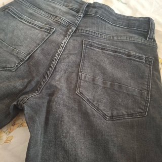 Pantalón corto vaquero negro