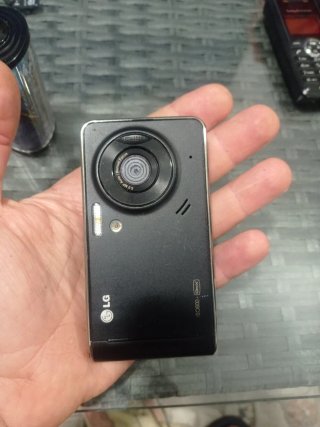 LG KU990i Nero Funzionale
