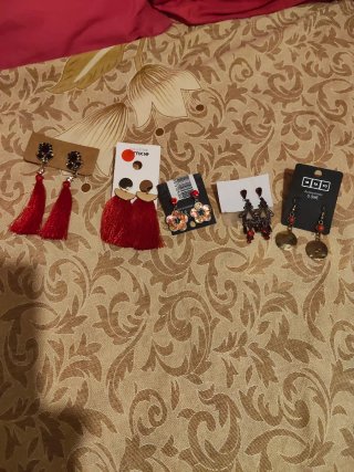 Lote Pendientes Rojos y Dorados