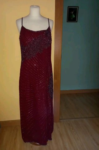 Vestido de fiesta morado y rojo