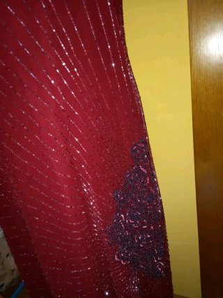 Vestido de fiesta morado y rojo