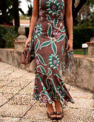 Vestido estampado marrón y verde