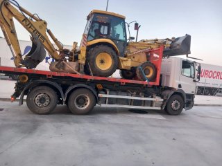 Movimiento de tierras y maquinarias