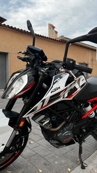 KTM 125 Duke Naked Moto