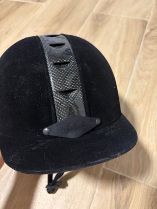 Casco de equitación negro