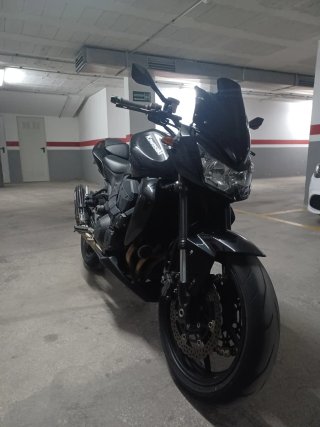 Kawasaki Z750 Naked Negra