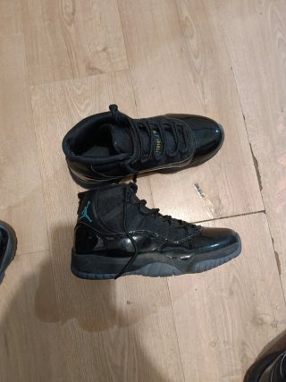 Jordan 11 Gamma Blue