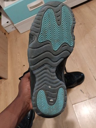 Jordan 11 Gamma Blue