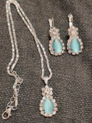 Conjunto Collar y Pendientes Azul Plata