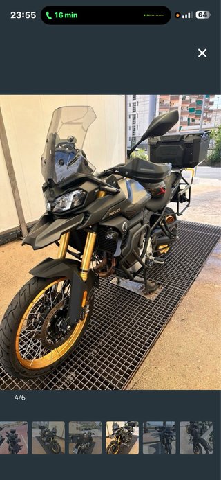 Voge 900DSX Negra con Top Case y Maletas givi