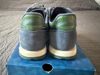 Reebok Classic Leather 42.5 EUR 9.5 USA