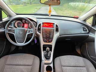 Opel Astra 2013
