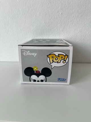Funko Pop Minnie Mouse Walt Disney Archives
