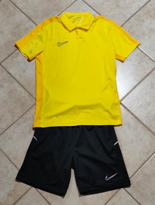 Completo Nike+Polo abbinabile