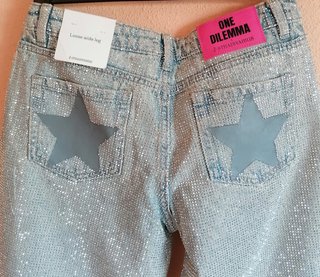 Pantalón ONE DILEMMA con estrellas