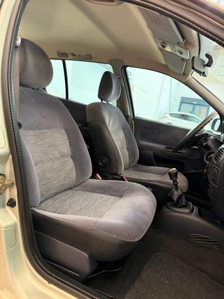 Renault Megane 2003