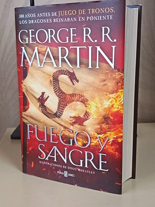 Fuego y Sangre - George R. R. Martin (1ª Edición)
