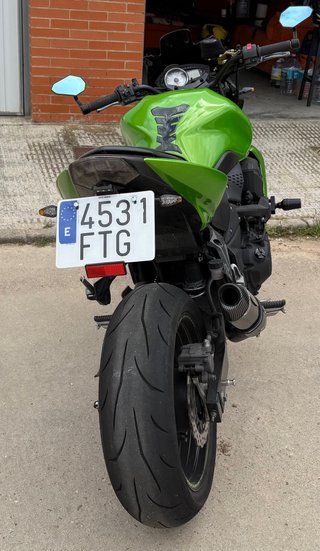 Kawasaki Z750