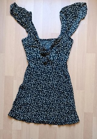 Vestido negro flores manga corta S/M