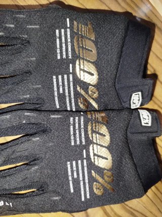 Guantes Motocross Niño 100% ITRACK Negro/Dorado.