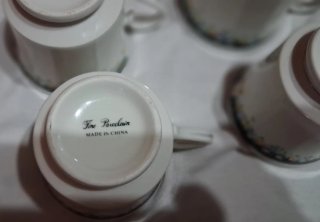 Juego 9 de tazas porcelana 4 lo demás regalo