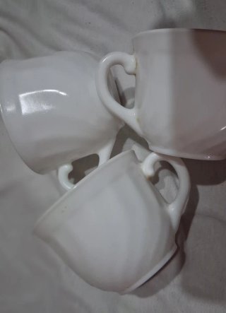 Juego 9 de tazas porcelana 4 lo demás regalo