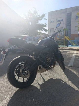 Yamaha MT-07 Negra