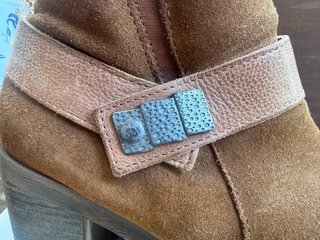 Botas Castanhas Suede