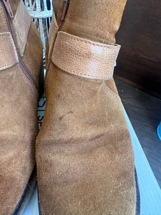 Botas Castanhas Suede