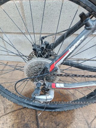 Bicicleta de Montaña Negra