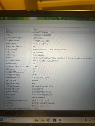 HP EliteBook 8 G11i 14 AI PC (Como Nuevo)