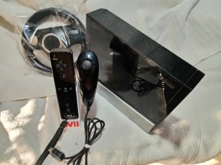 Consola Wii Negra + Mando + Nunchuk + Volante