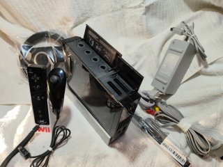 Consola Wii Negra + Mando + Nunchuk + Volante