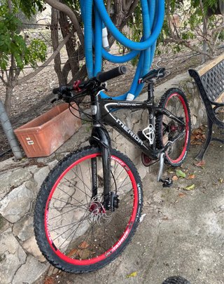 Bicicleta MTB Merida Carbono
